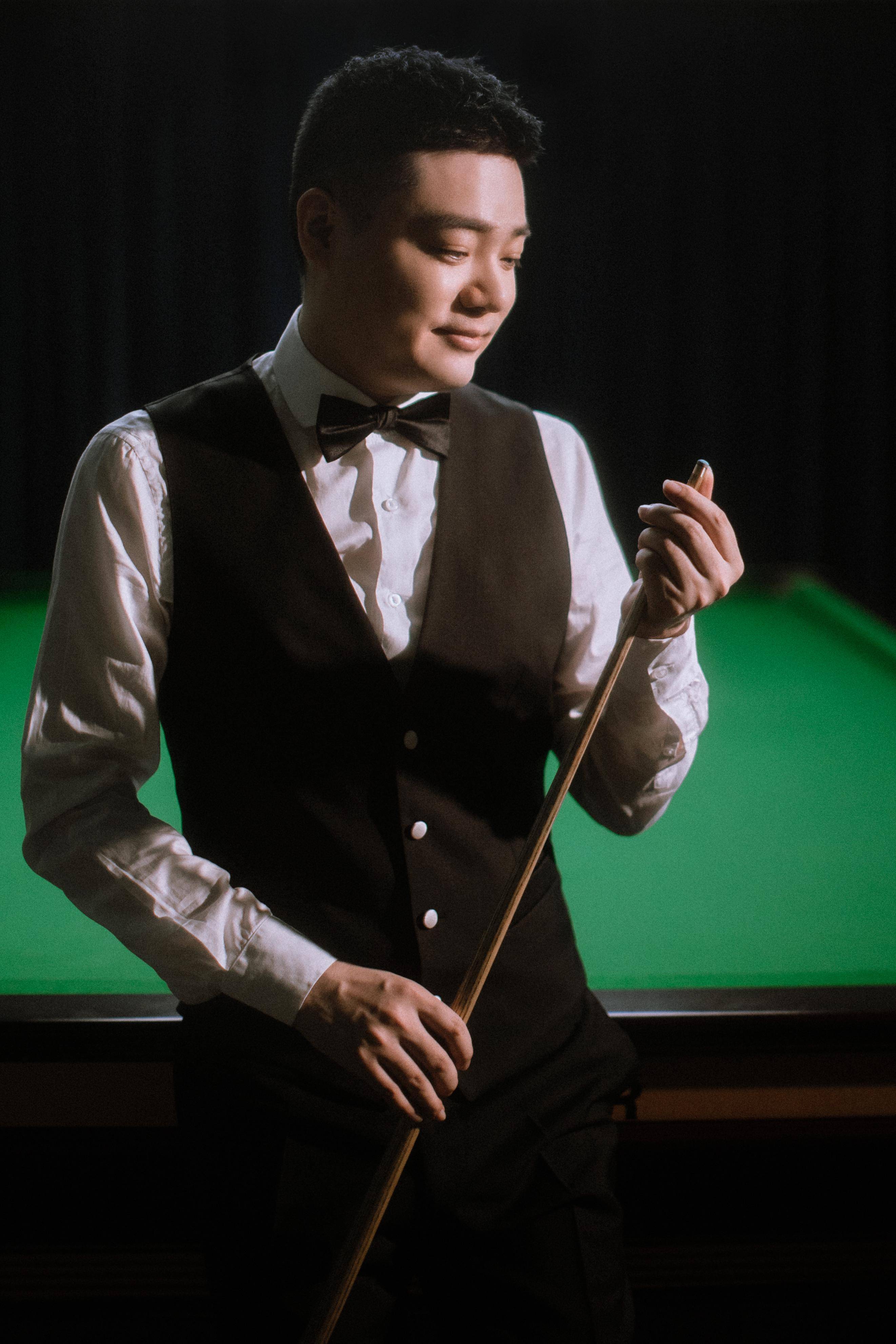 爱德华兹 爱德华兹