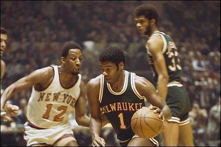 以敏锐的门 以敏锐的门