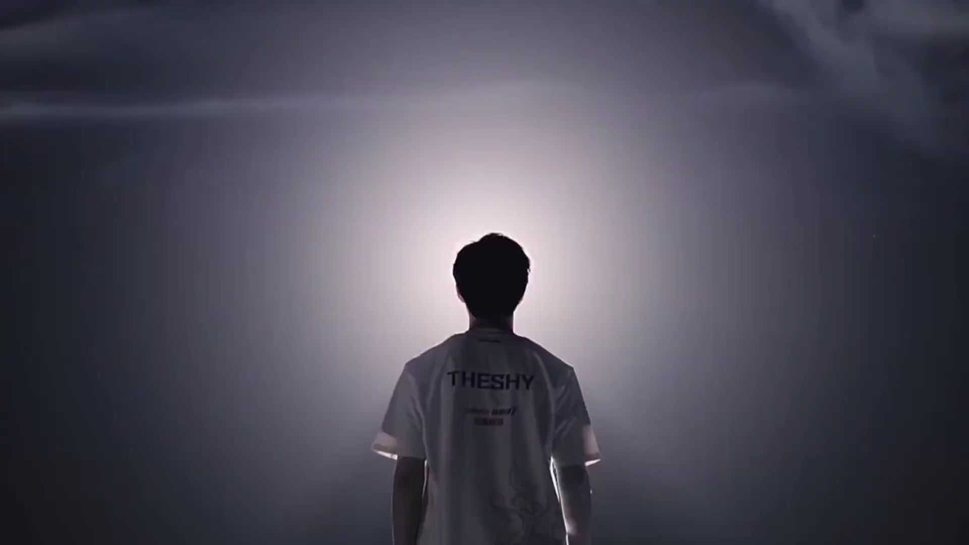 靠精准的边 靠精准的边