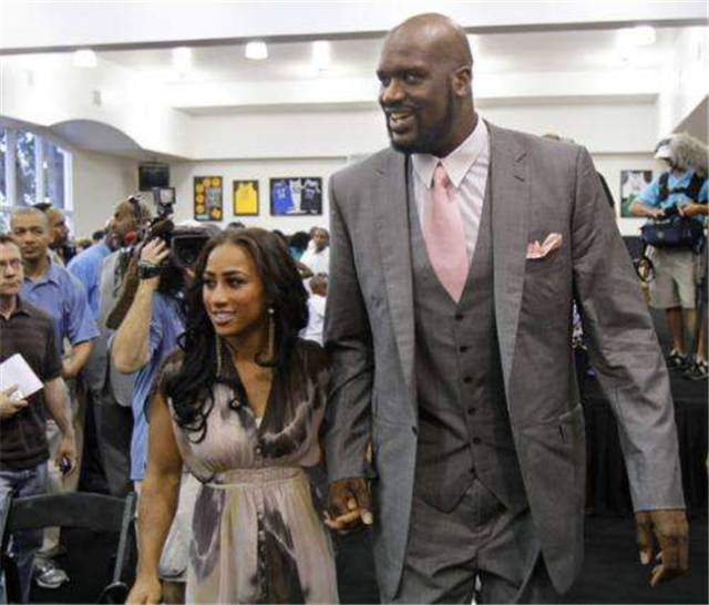 阵霍姆格伦 阵霍姆格伦