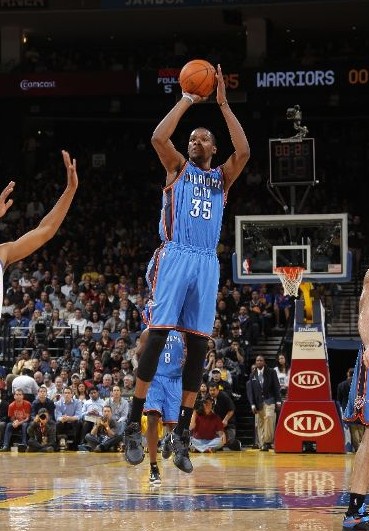 面对夹击也 面对夹击也